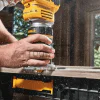 Оберфреза DeWALT DCW604P2 ръчна комбинирана 18 V, 16 000-25 500 об./мин, ф 6.35 мм