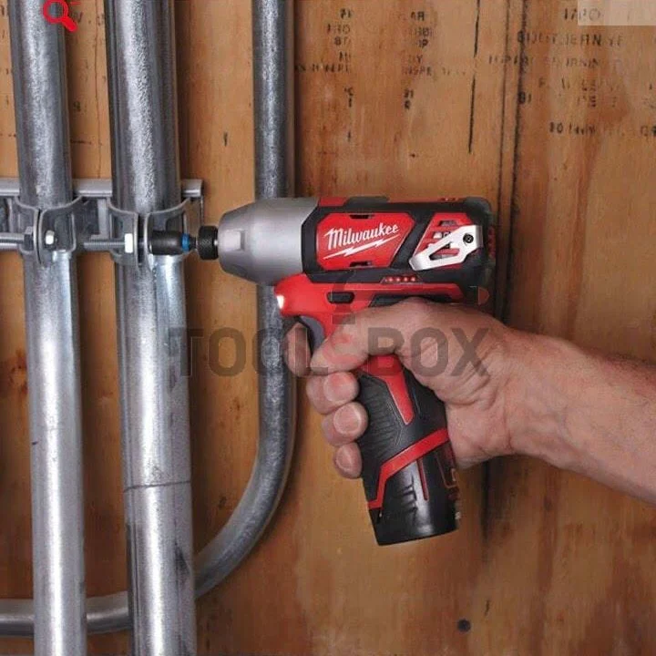 Milwaukee M12BPP7A-204B Cordless Tool Kit/Set