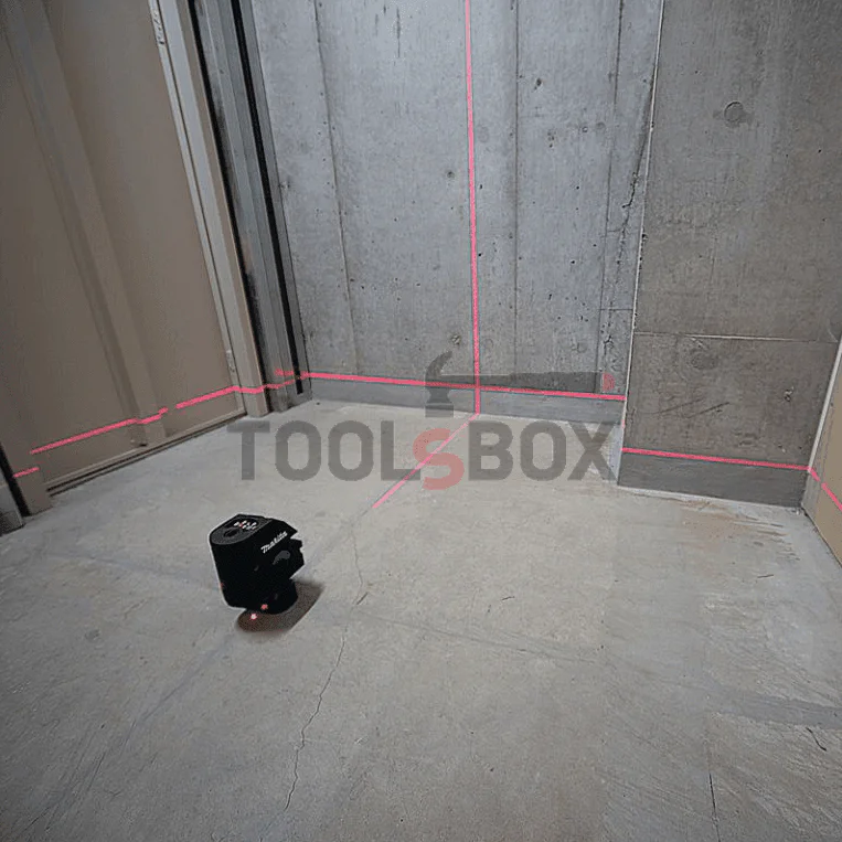 Makita SK103PZ 3-beam laser level 15 m, 0.3 mm/m linear