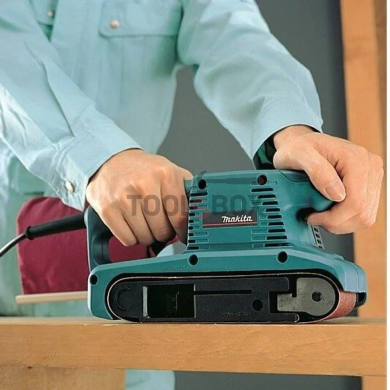 Makita belt sander 9910