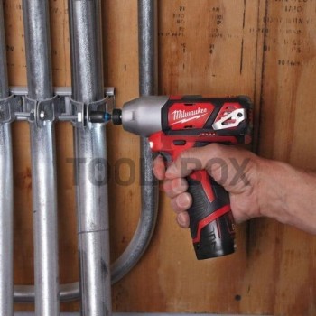 Винтоверт Ударен Milwaukee M12 BID-0 ,12V ,112Nm