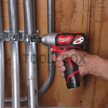 Винтоверт Ударен Milwaukee M12 BID-0 ,12V ,112Nm