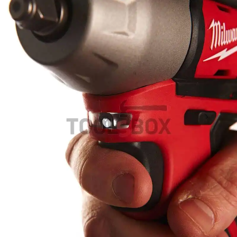 Milwaukee M12BIW38-0 Cordless Impact Wrench / 4933441985