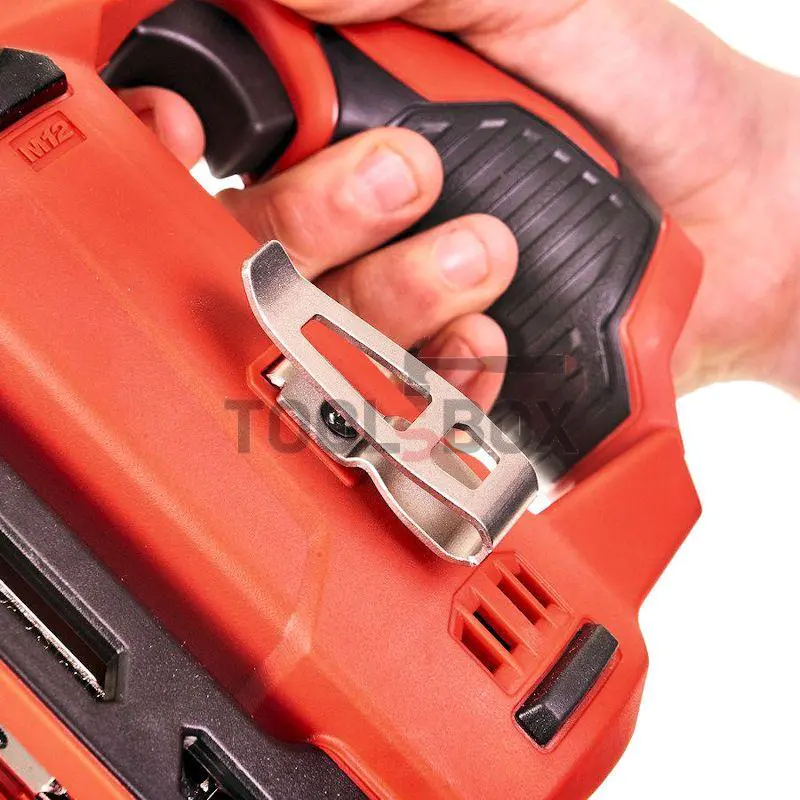 Milwaukee M12BST-202X Cordless Tacker / 4933459635