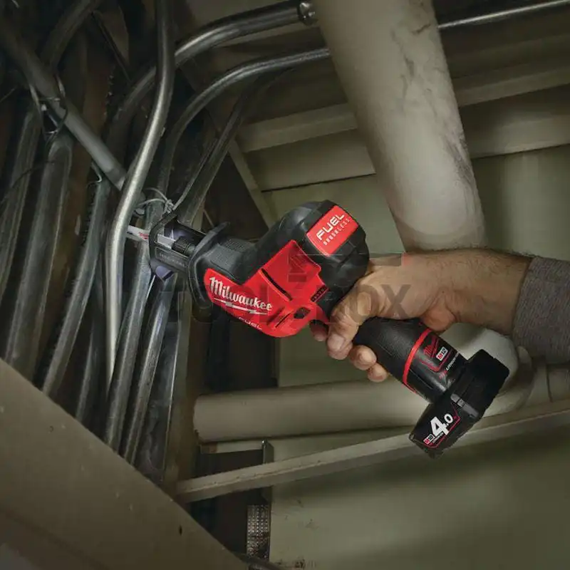 Milwaukee M12CHZ-202X Cordless Brushless Sabre Saw