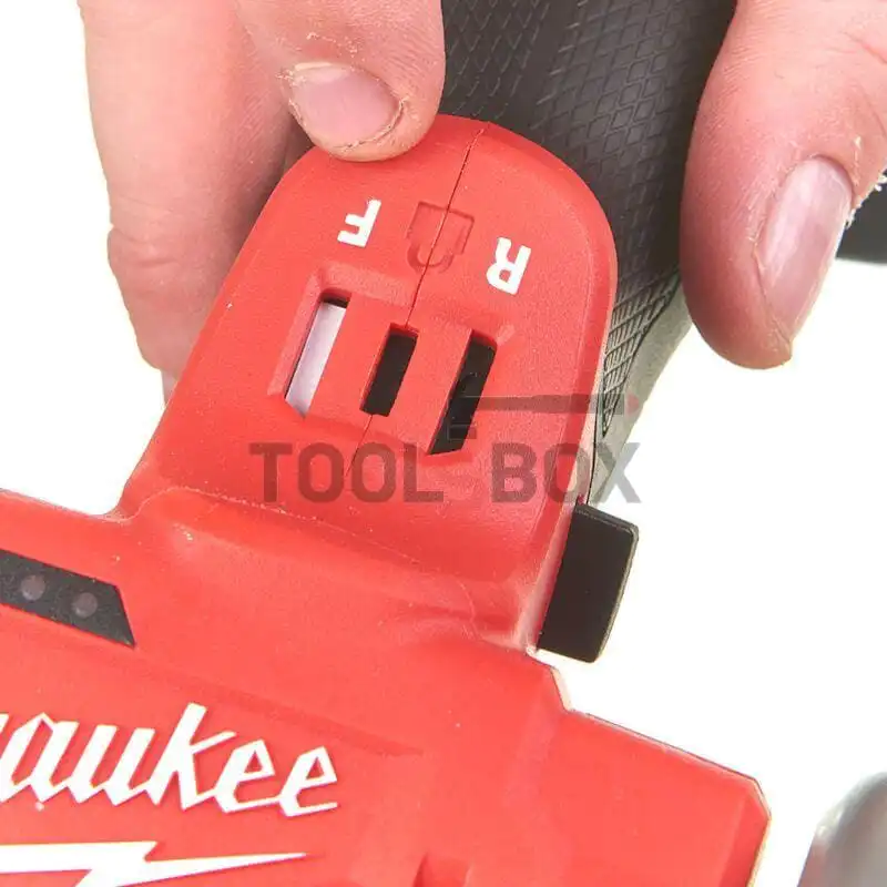 Cordless multisander Milwaukee M12FCOT-0