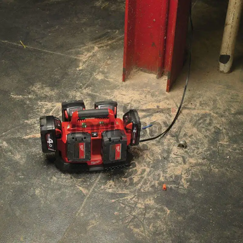 Milwaukee charging station M1418C6, M14-M18 240 VOLT