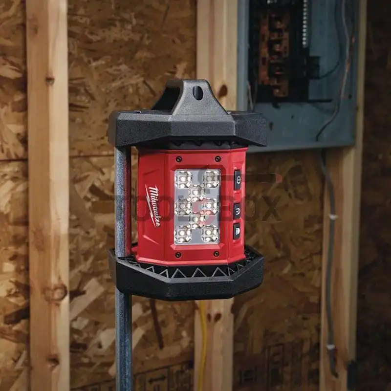 Milwaukee M18 AL-0 zone lighting