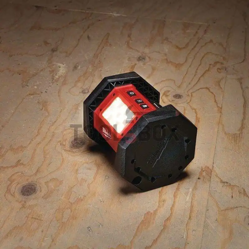 Milwaukee M18 AL-0 zone lighting