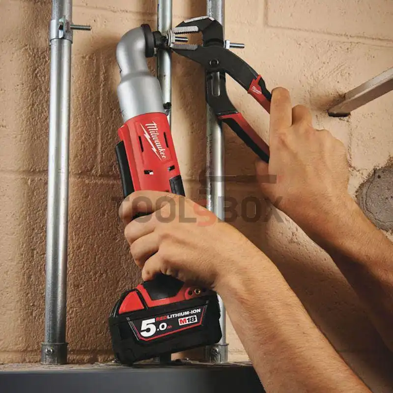 Cordless corner screwdriver Milwaukee M18 BRAID-0