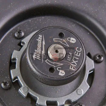 Акумулаторен безчетков ъглошлайф Milwaukee M18 FLAG230XPDB-121C