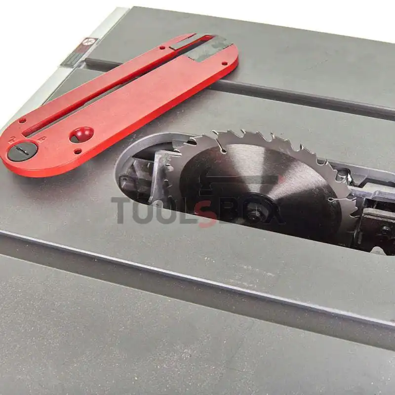 Cordless table saw Milwaukee M18FTS210-0