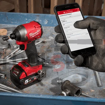 MILWAUKEE M18ONEID2-0 Impact Driver Kit + 5.0Ah Battery + Gloves