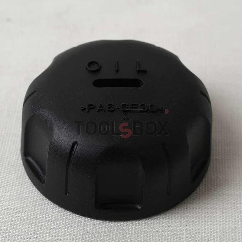 Makita chain saw cap UC3020A, UC3520A 135414-5