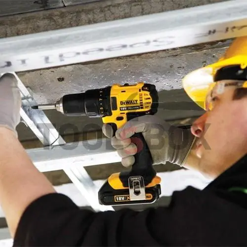 Cordless screwdriver drill DeWALT DCD780C2 , 18V , 2 batteries , charger and case