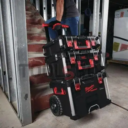 Milwaukee PACKOUT Wheeled Case 4932464078