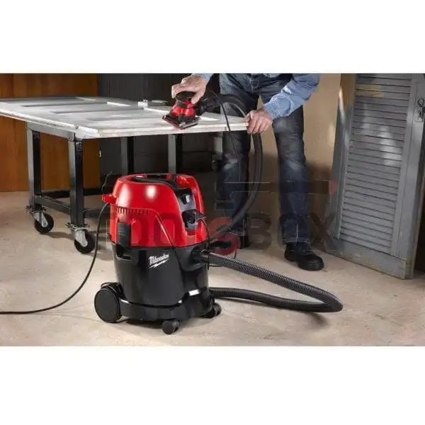 Vacuum cleaner for wet and dry cleaning Milwaukee AS 2-250 ELCP / class L