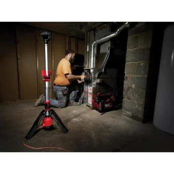 Фенер Milwaukee M12 SAL-0 / 4933464823
