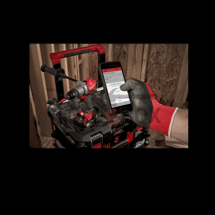 Безчетков Ударен Винтоверт Milwaukee M18ONEPD2-501X, 135 Nm, Комплект M18 FUEL™ ONE-KEY™