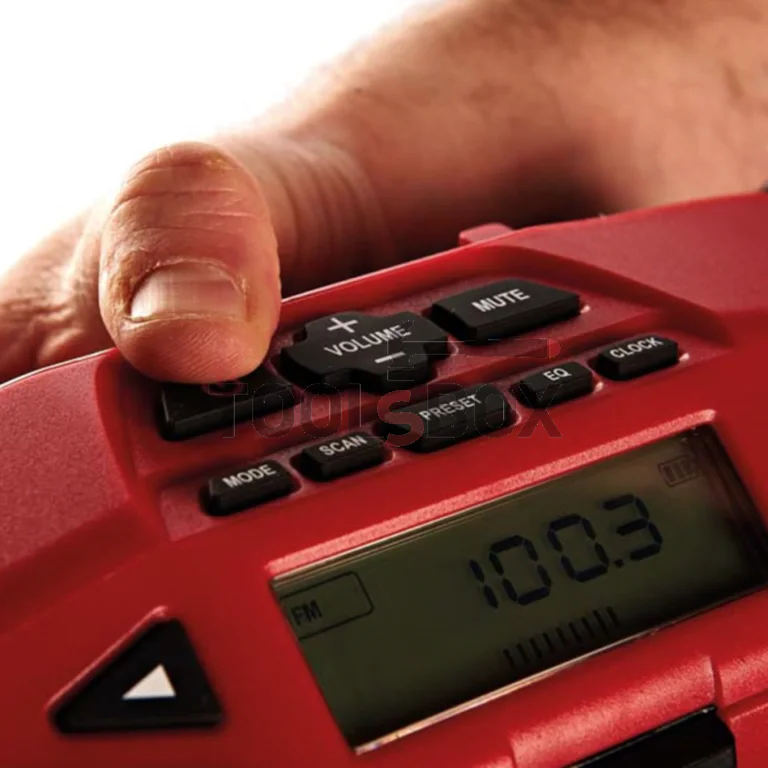Milwaukee C12JSR-0 radio, MP3