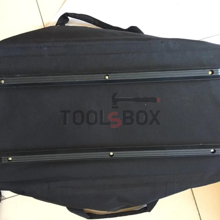 DeWALT machine and tool bag with 11 pockets 640x330x300 mm