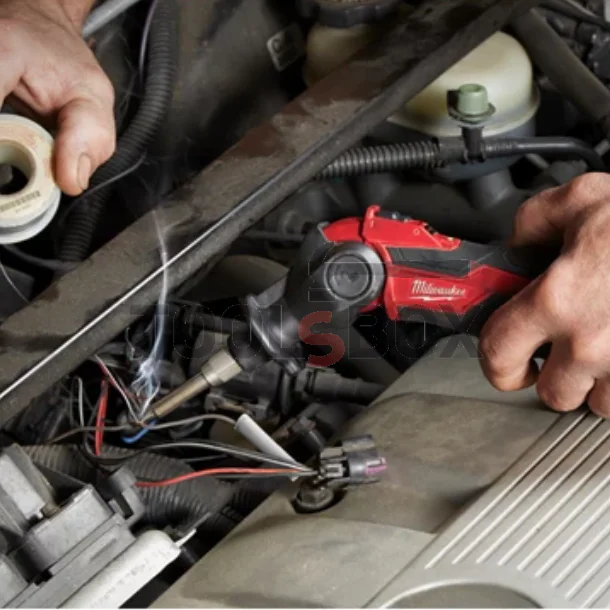 Cordless soldering iron Milwaukee M12SI-0, 400 °C