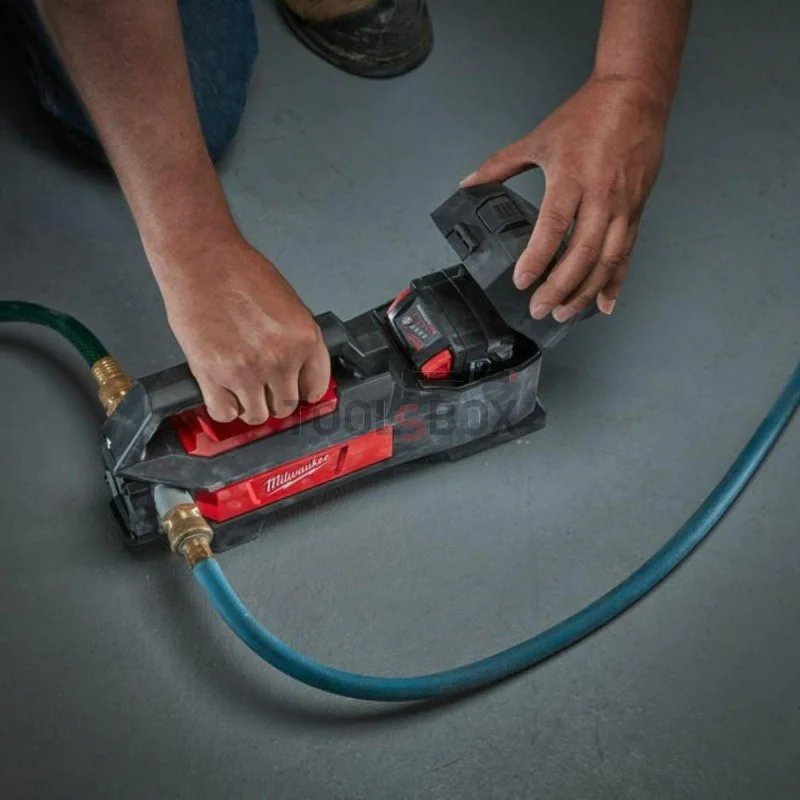 Milwaukee Transfer Pump M18 BTP-0, 18V, 3/4