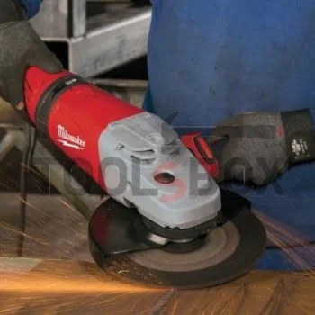 Ъглошлайф Milwaukee AGV 24-230 E, 2400 W ANGLE GRINDER WITH AVS / 4933402335