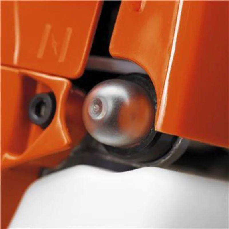 Husqvarna 135R, 2-stroke 1.4kW, 1.9 hp, 34.6cc