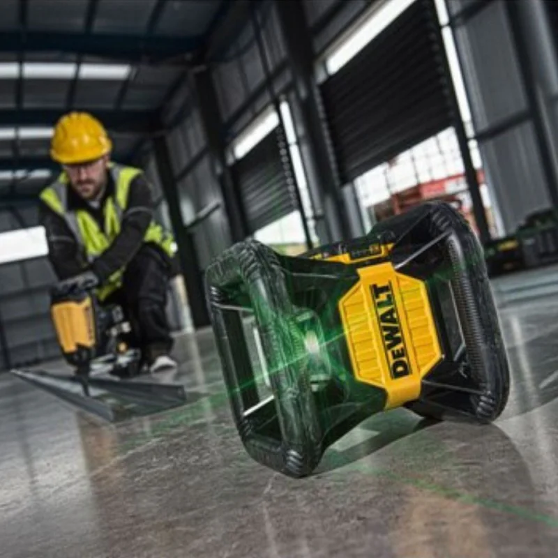 DeWALT DCE079D1G Green Beam Rotary Laser Level, self-levelling, 76 m