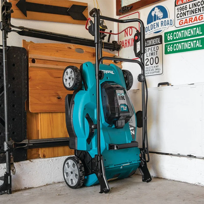 Cordless lawnmower Makita DLM538CT2, 18+18V, 534mm