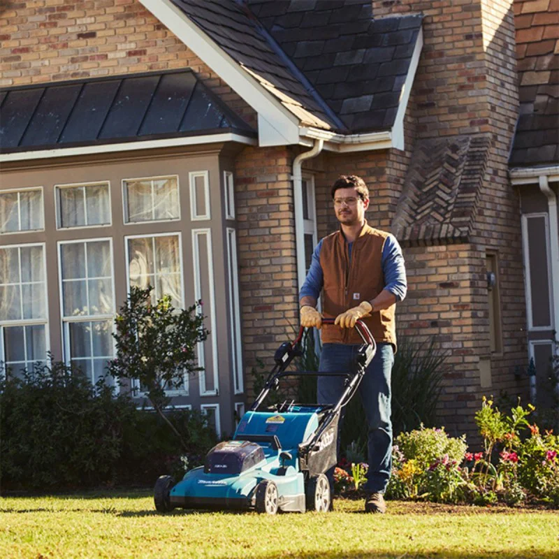 Cordless lawnmower Makita DLM539CT2, 18+18V, 534mm