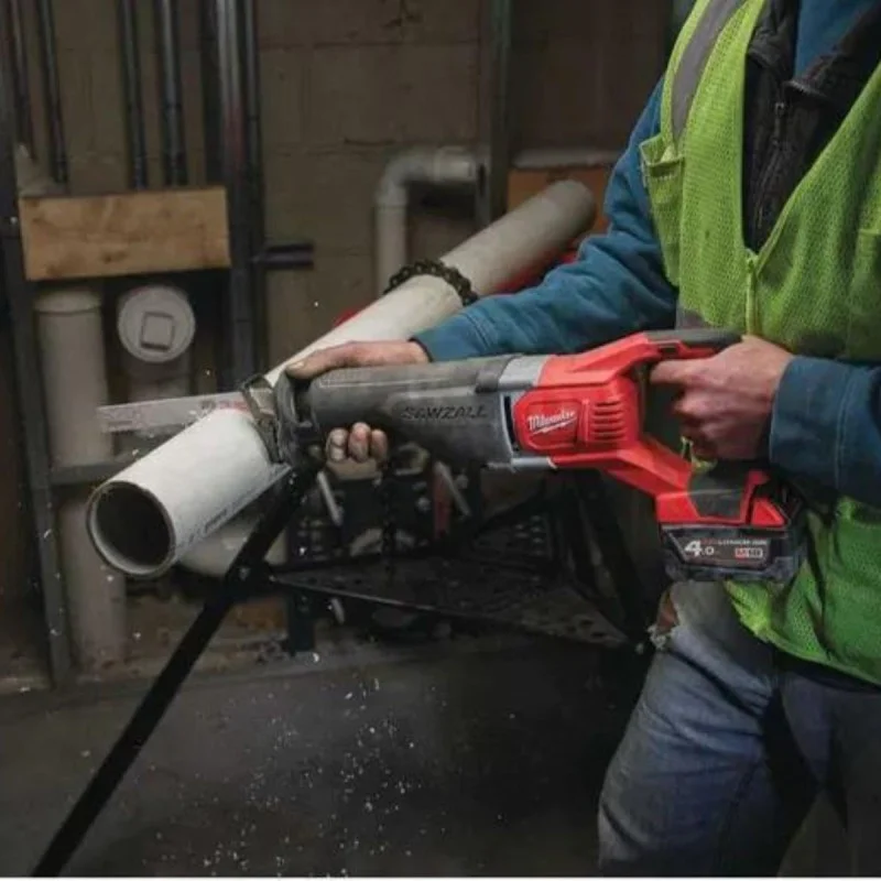 Cordless sabre saw Milwaukee for rent