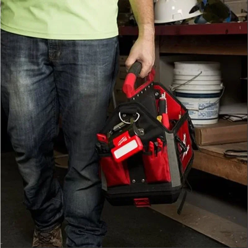 Milwaukee 550 lumen rechargeable folding spotlight