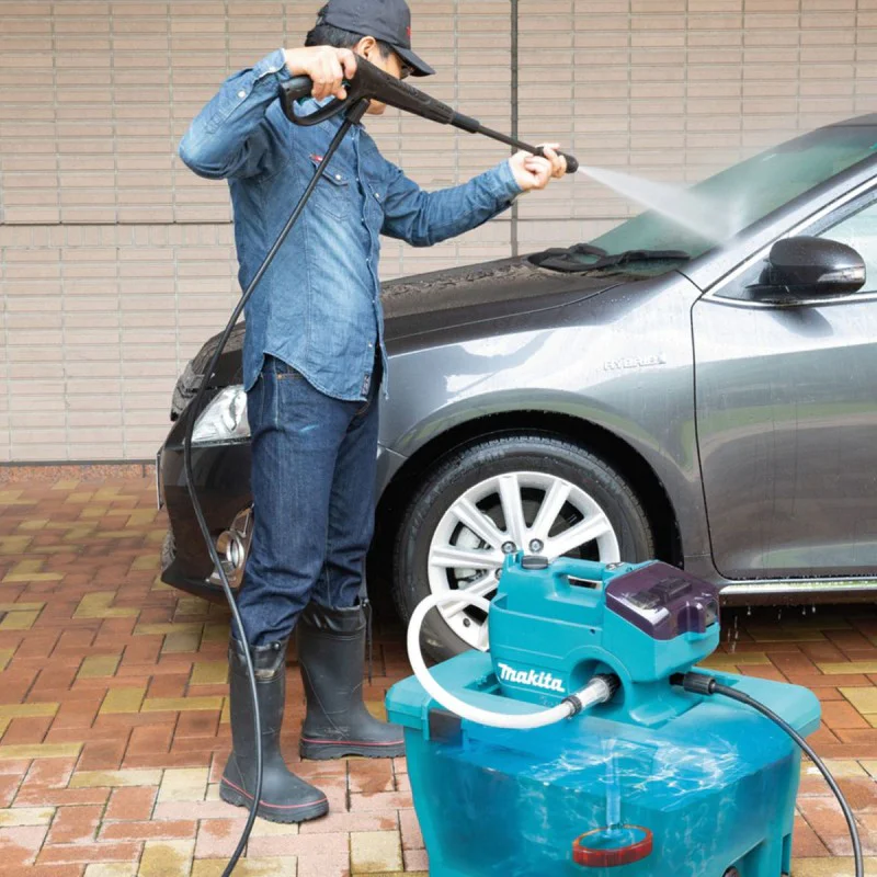 Cordless water jet 80 bar Makita DHW080ZK / 18V + 18V - LXT