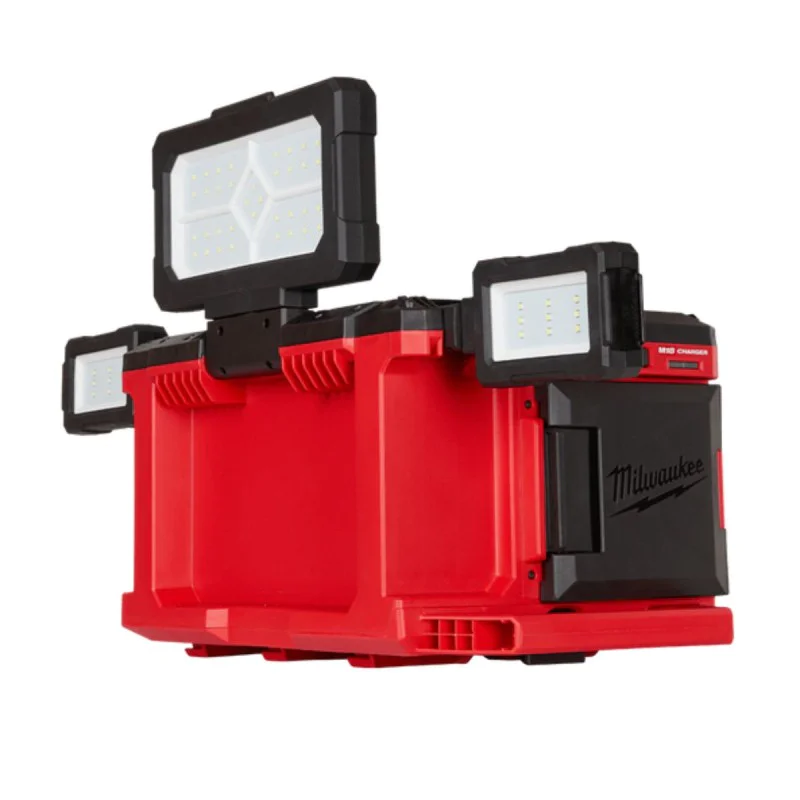Milwaukee M18POALC-0 PACKOUT 3000 lumen spotlight