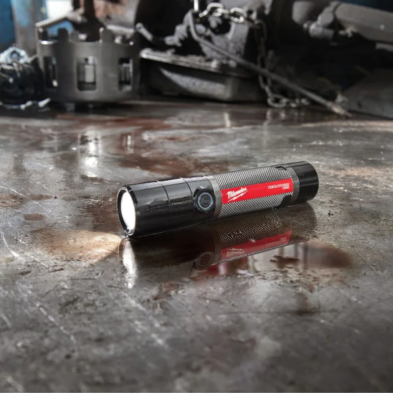 Milwaukee Cordless Flashlight L4 FMLED-301 LED USB - 800 lumens, IP67