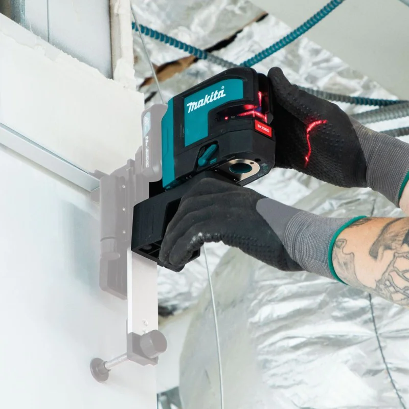 Cordless laser level Makita SK106DZ, 12 V, 3 lines, red