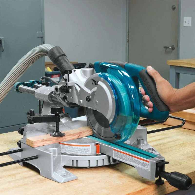 Makita LS0815FLN electric table circular saw, 1 400 W, 216 mm