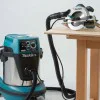Electric vacuum cleaner for wet and dry cleaning Makita VC2211M, 1050 W, 22 L