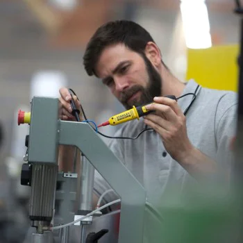 Детектор за напрежение Stanley FMHT82566-0 Fatmax LED