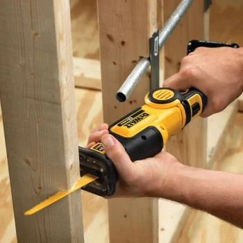 Акумулаторен саблен трион DeWALT DCS310N, 10.8 V, 14 мм