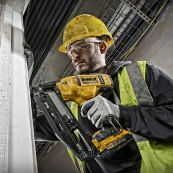 Акумулаторен Такер DeWALT DCN660NT, 18 V