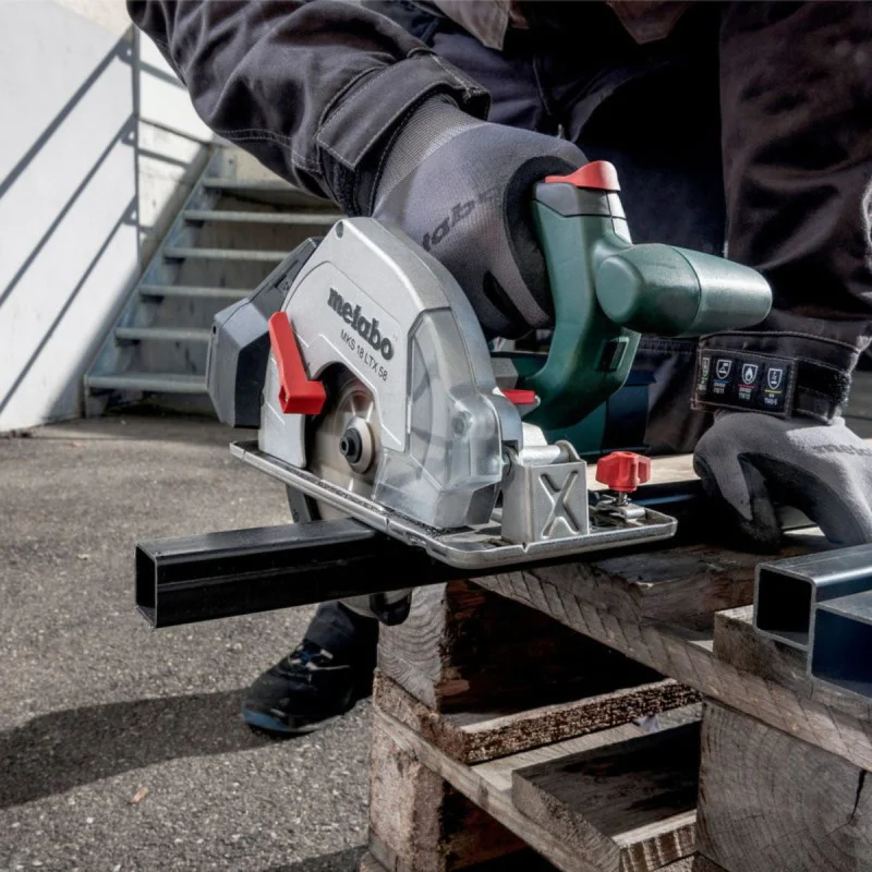 Cordless metal saw METABO MKS 18 LTX 58, 600771840, 165 mm