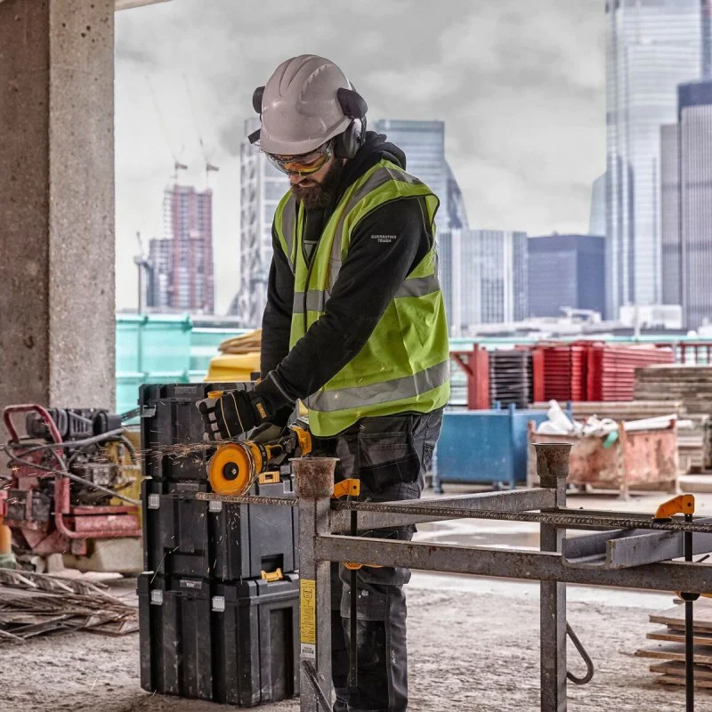 Cordless angle grinder DeWALT DCG418N, 54 V, 125 mm, 9000 rpm