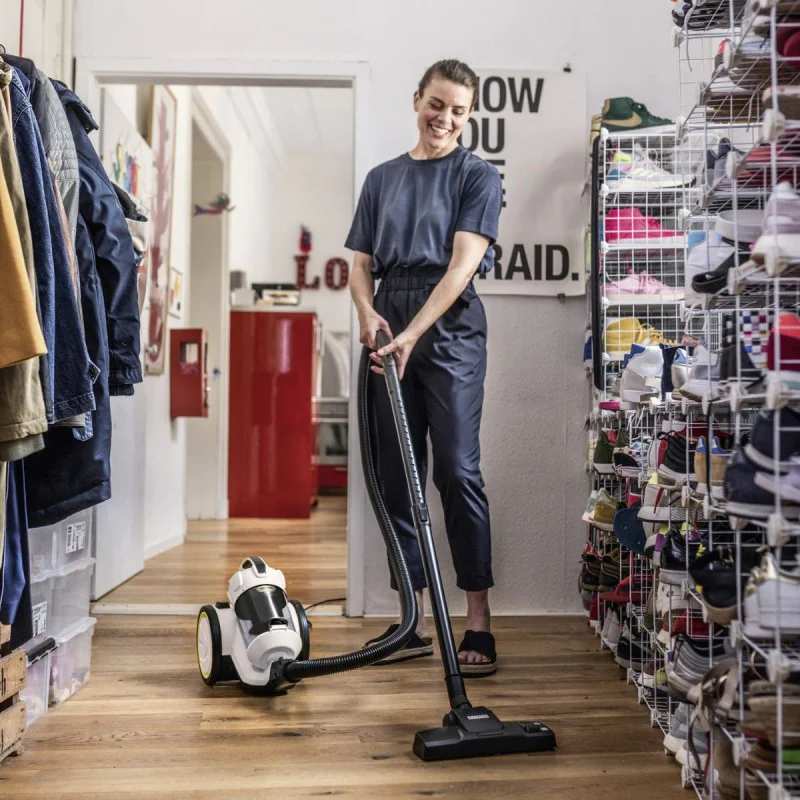 Electric vacuum cleaner Karcher VC 3 (ERP ) *EU-I, 700 W
