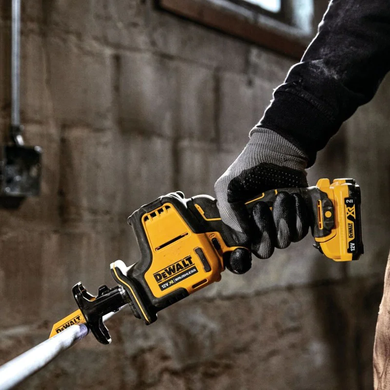 Cordless sabre saw DeWALT DCS312NT, 12 V, 16 mm