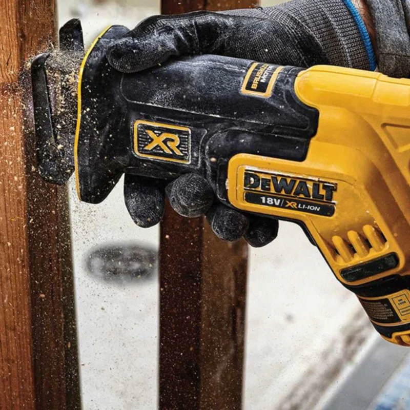 Cordless sabre saw DeWALT DCS367P2, 18 V, 28.6 mm