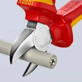 Странични клещи резачки с изолация Knipex 70 06 180, 180 мм, VDE