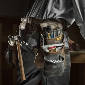 Dewalt buffalo leather tool belt DWST50113-1, 20 kg, 142x10x36 cm